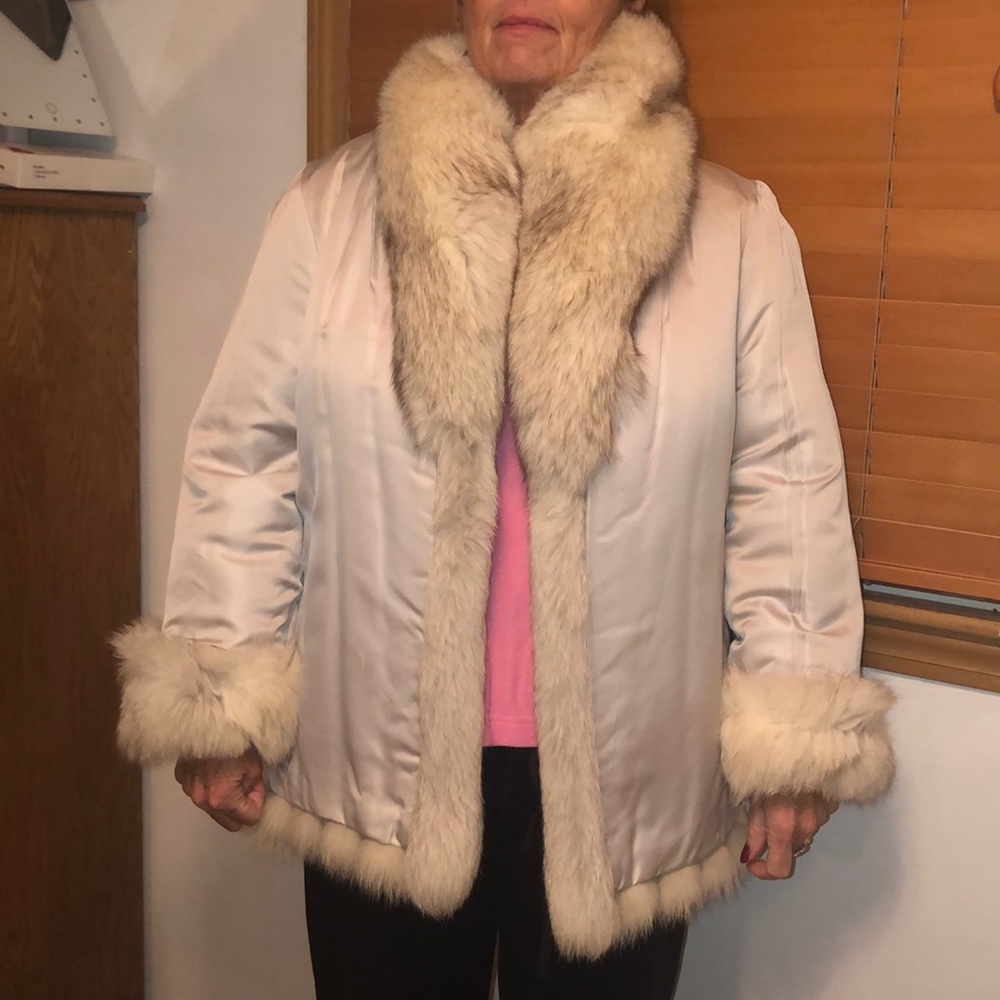 Fur jacket - Picture 6 of 7